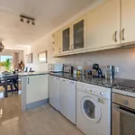Algarsun - Idealy Situated With Modern Comfort *
