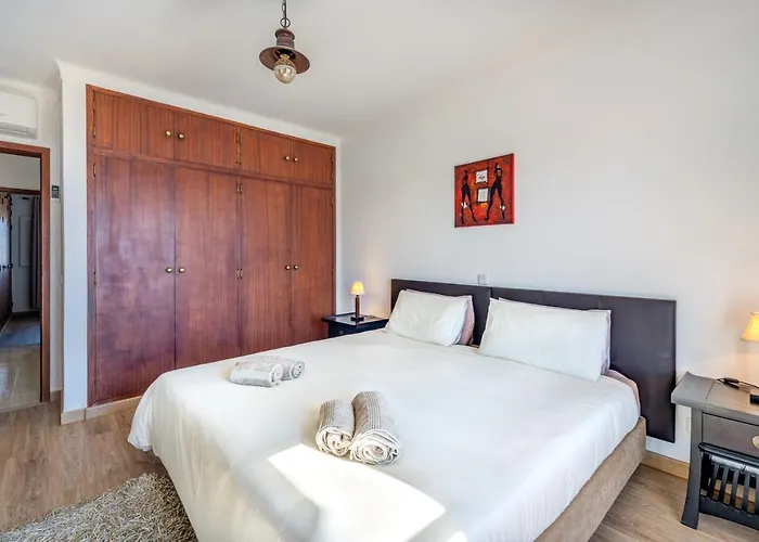 Algarsun - Idealy Situated With Modern Comfort * Albufeira