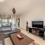 Algarsun - Idealy Situated With Modern Comfort アパート アルブフェイラ
