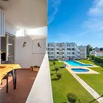 Algarsun - Idealy Situated With Modern Comfort アパート